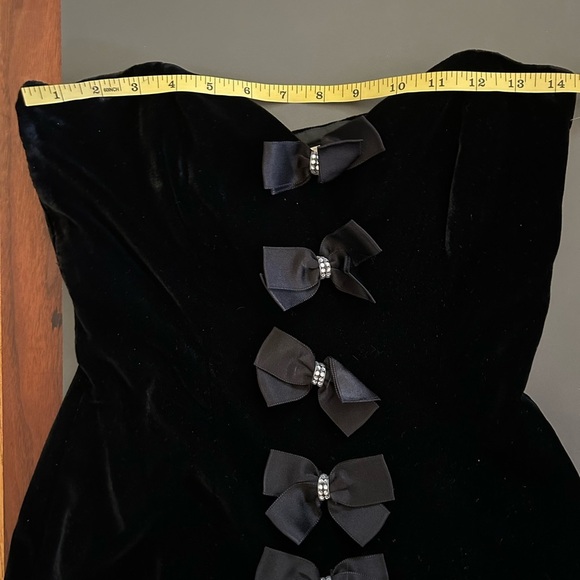 80's Albert Nipon Black Velvet and Satin Cocktail Dress Formal Goth Gothic - Picture 12 of 12